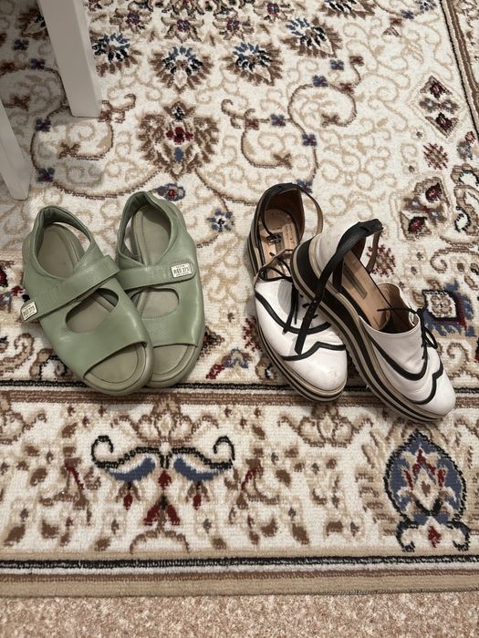 Продам женскую обувь