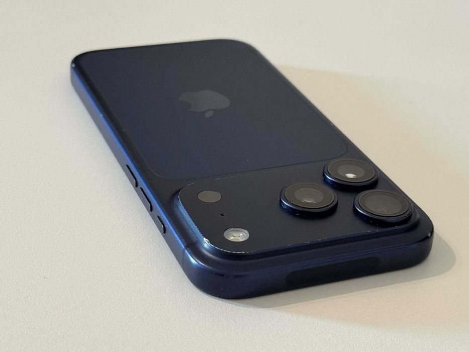 Бартер! iPhone 17 Pro Deep Blue (Син) 100% Батерия. E-Sim