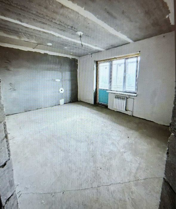 Срочно продается четырех комнатная квартира