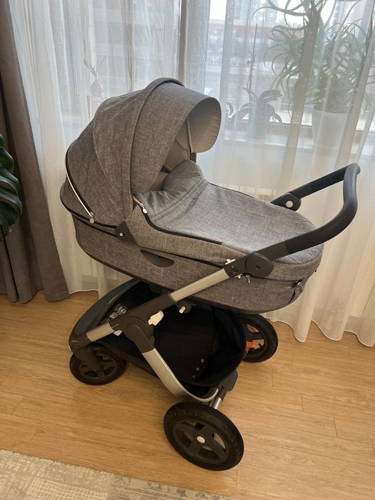 Продам Stokke Trailz