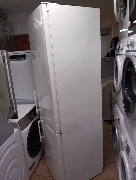 Комбиниран хладилник с фризер Liebherr с 2 години Гаранция!