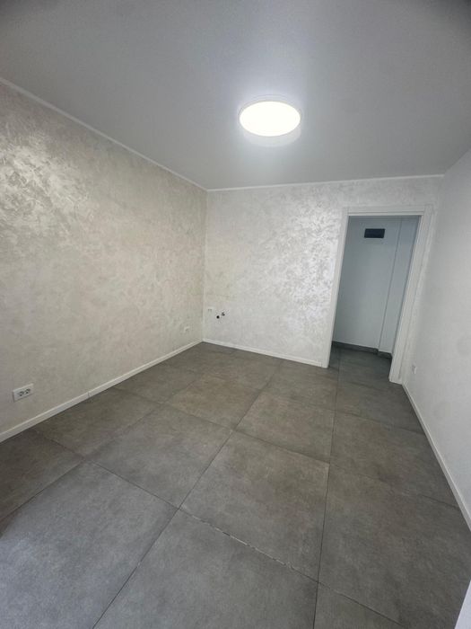 Inchiriez spatiu comercial strada Primaverii