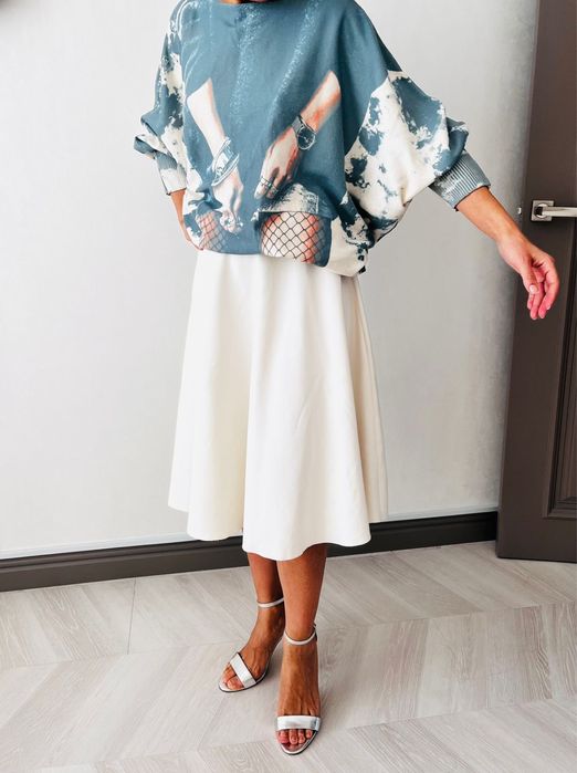 Кофту продам