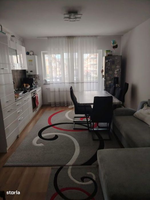 Apartament 3 Camere, 54mp, Etaj Intermediar, Zona Terra — fotografia 1