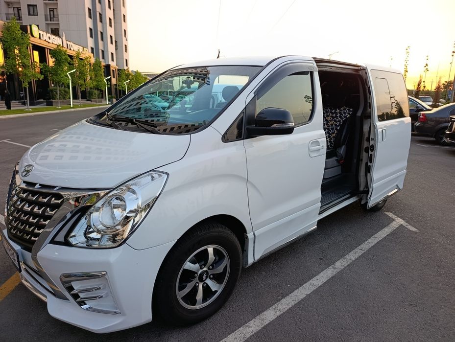 Hyundai H1 2011 benzin propan .probeg 260