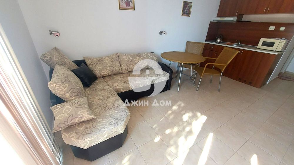 Продава се Едностаен апартамент в к.к. Слънчев бряг - 38 кв.м за 1211 €/кв.м - Снимка #1