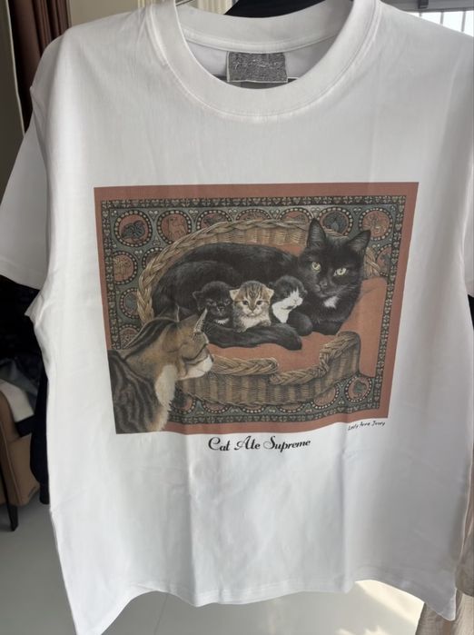 Продам футболку Supreme