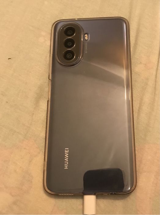 Huawei Y70 с гарантией