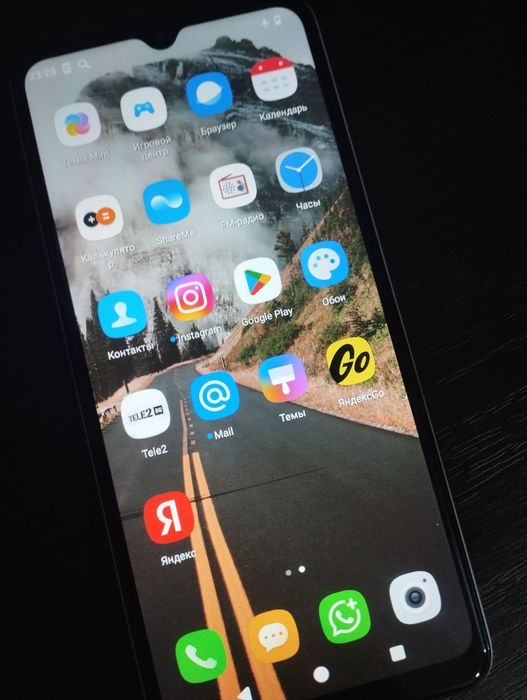 Срочно продам телефон с61 poco