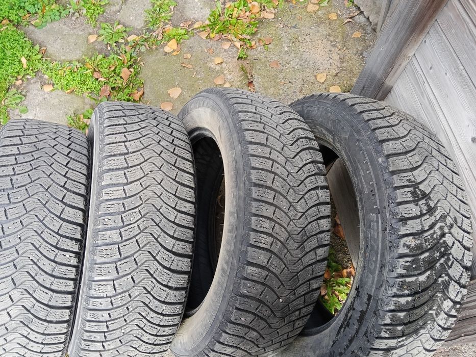 Продам авто шины размер 235/60 R18