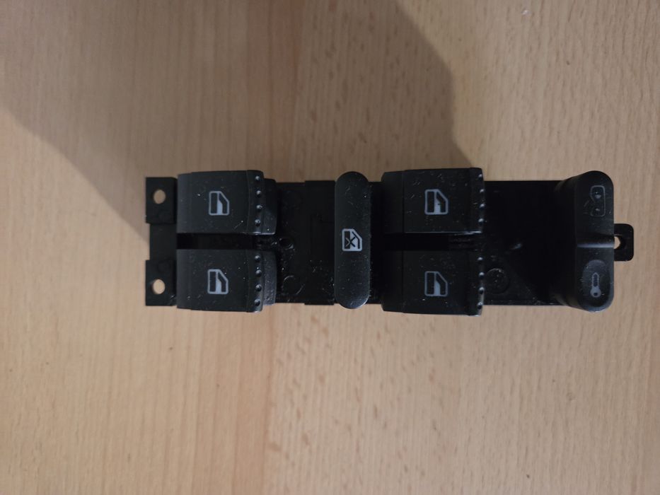 Vand Butoane geamuri