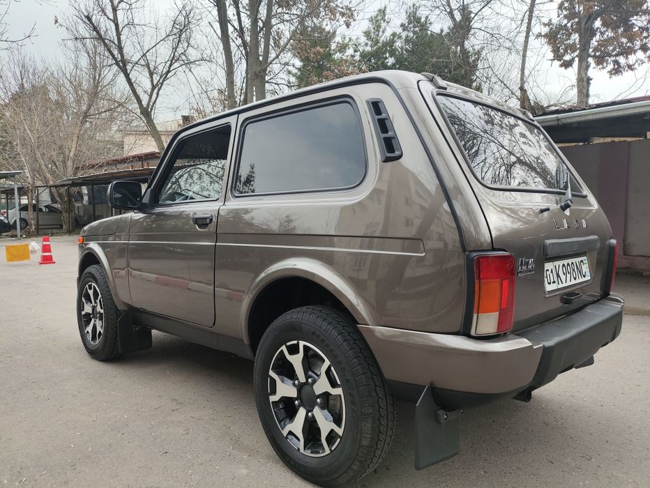 Нива Урбан 2021 год