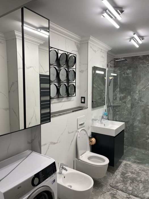 Inchiriez apartament cu 2 camere cart. 1 Mai Dej etaj 1