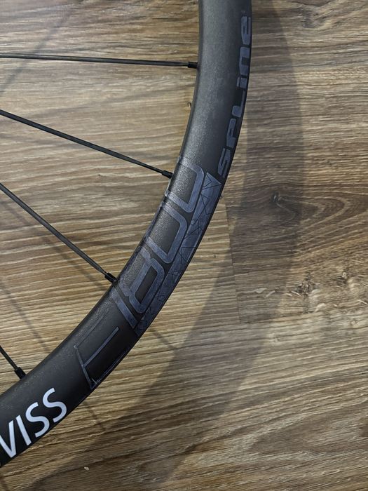 Roti cursiera dt swiss e 1800 spline 32 mm