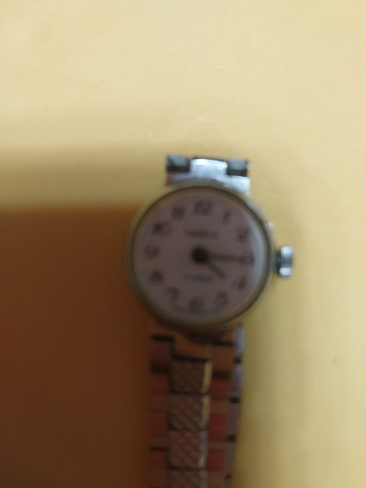 Продам часы чайка