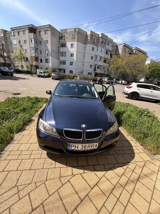 BMW318i E 90 facelift 2008/143CP benzina