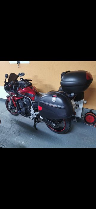 Vand Yamaha Fazer 1000 cmc 143 cp an 2006