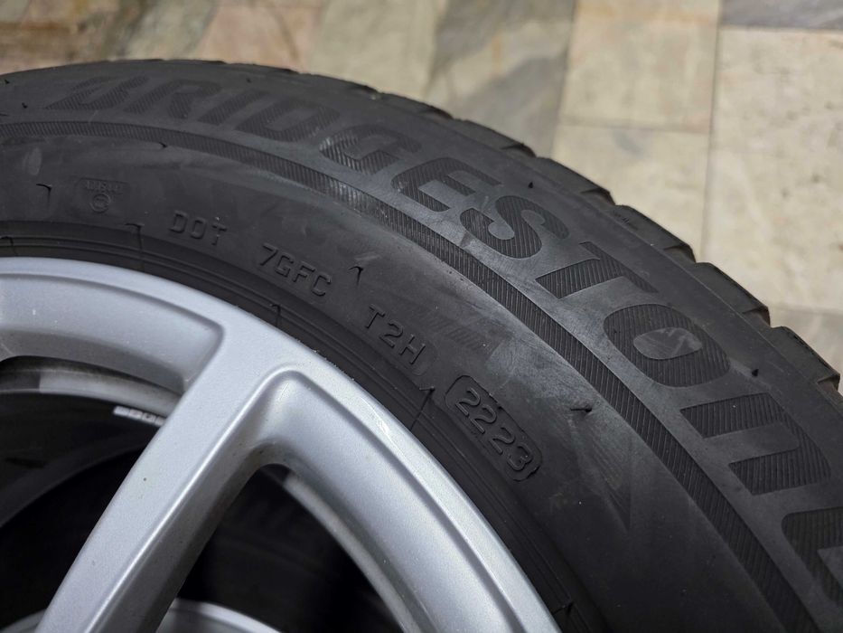 4бр Зимни гуми 225 60 17 - Bridgestone - DOT 2022, 2023