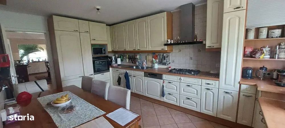 Vila cu 8 Camere Corbeanca | Semineu | Curte 2300mp | Piscina | Sauna