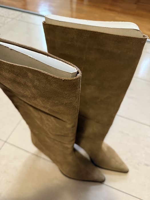 Велурени ботуши ZARA