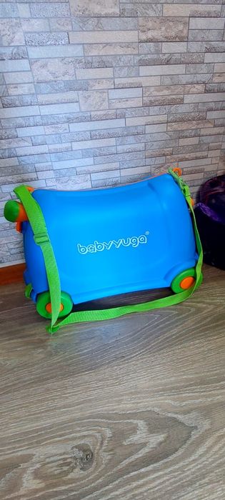 Детский дорожный чемодан