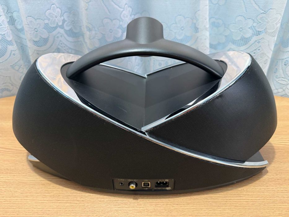 Boxa JBL OnBeat Xtreme-2 woofere + 2 tweetere,bass fantastic-bluetooth,AUX,JBL ce se facea odata !