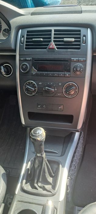 Vând Mercedes Benz B 200 CDI 2006