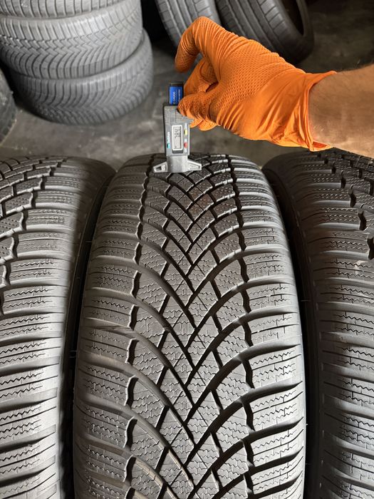 4 anvelope iarna ca NOI 215/55/18 , Bridgestone , 7.4-7.8 mm !