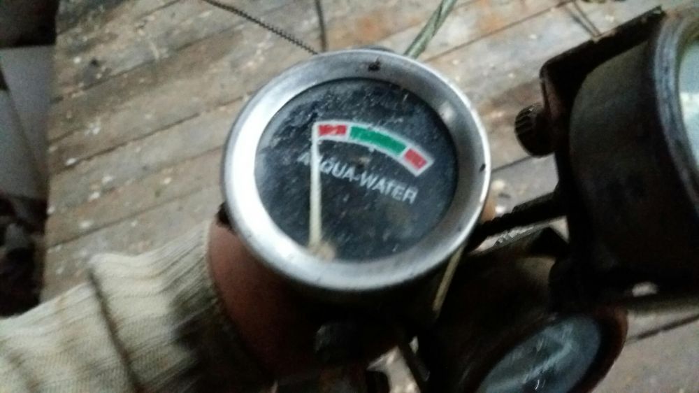 Manometru presiune ulei si ceasuri temperatura apa