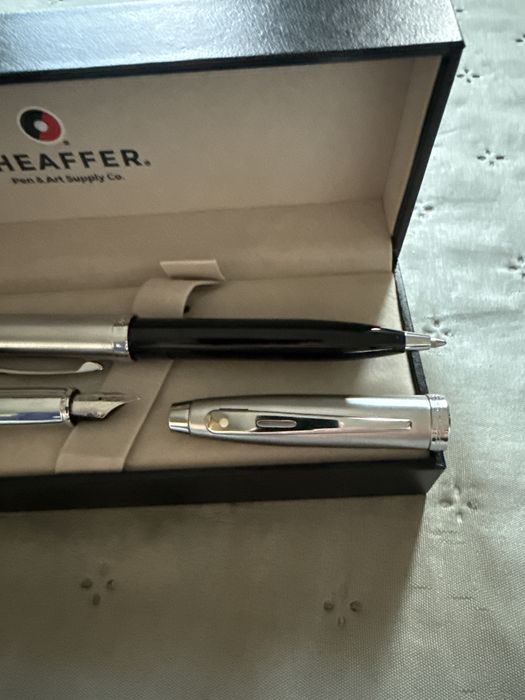 Set nou stilou si pix SHEAFFER