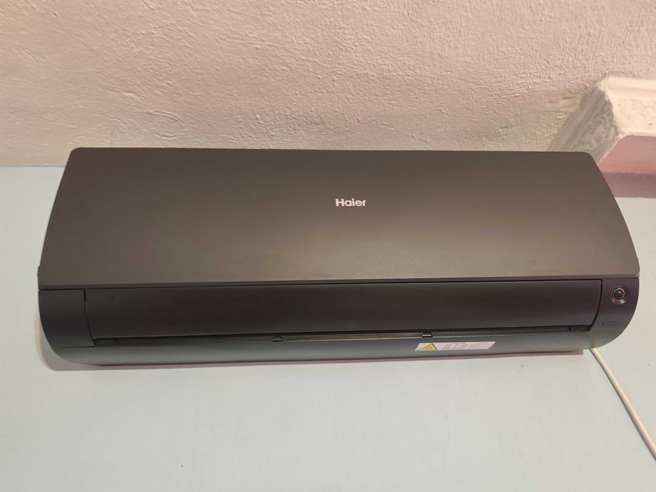 Придавам инверторен Климатик Haier 12ска