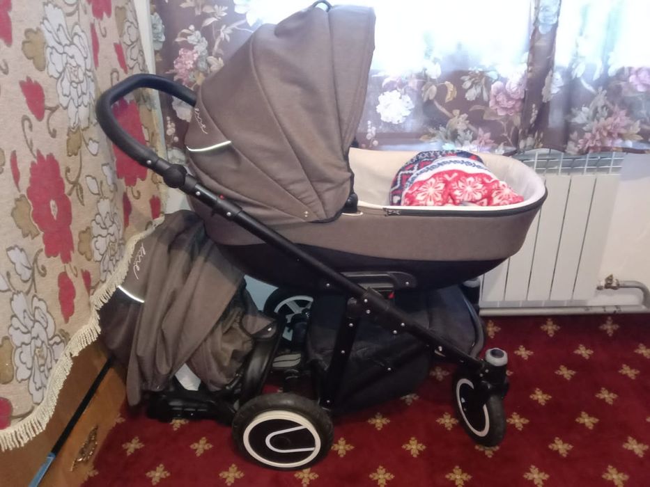 Коляска бу .почти новый