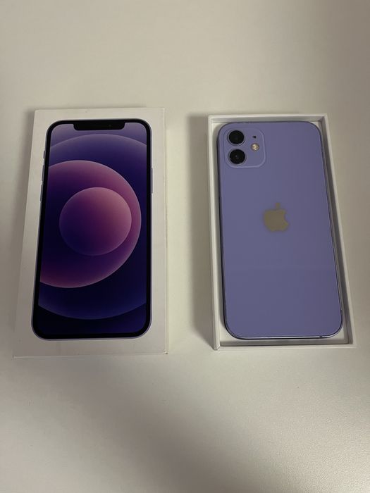 Продам iPhone 12