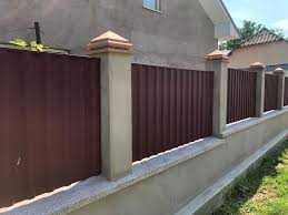 Garduri si porti stil jaluzea, sipca metalica, tabla cutata