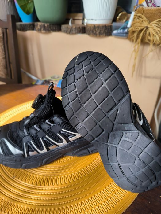 Маратонки момче 33 номер