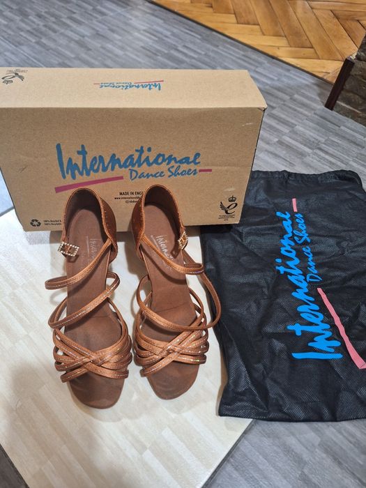 Sandale de dans  sportiv