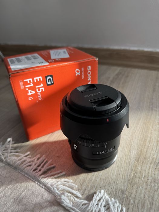 Sony E 15mm f/1.4 G Перфектен с Гаранция !!!