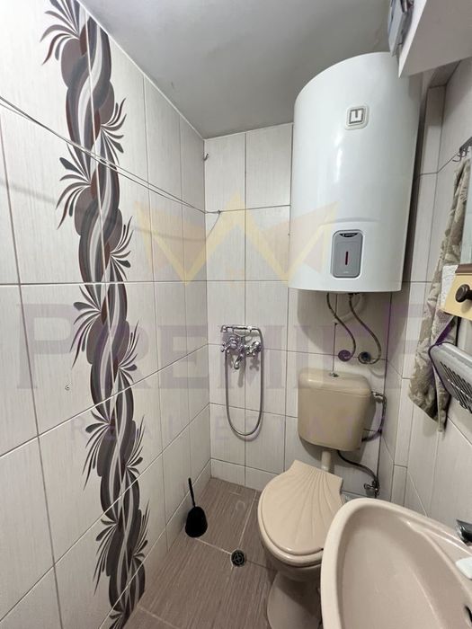 Гараж в Варна-Зимно кино Тракия площ 34 цена 79000
