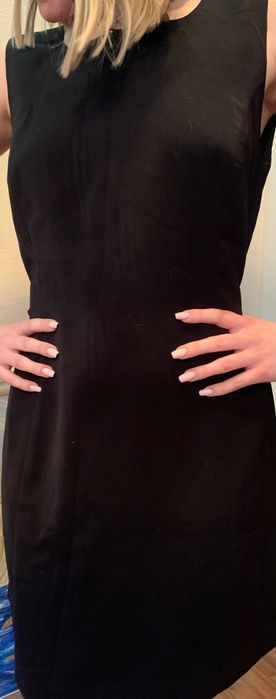 Бизнес костюми и рокли