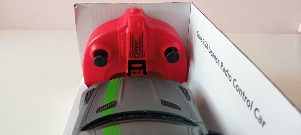 Кола с дистанционно управление Mercedes-benz AMG GT R Pro