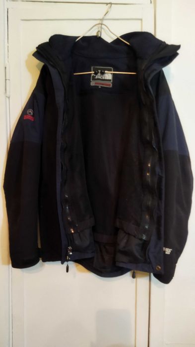 Продам зимние куртки Alaska Canada, The North Face, Levis
