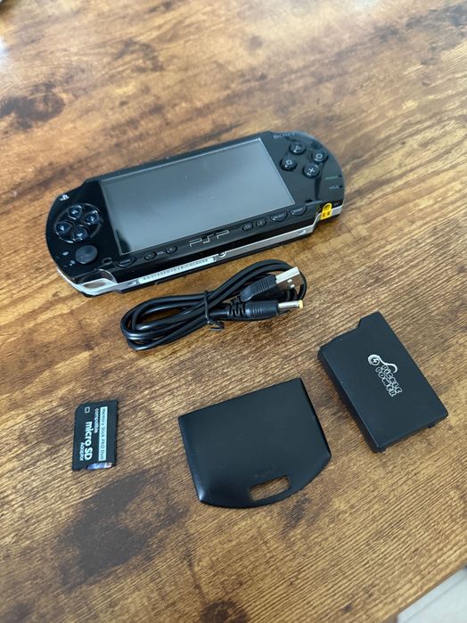 PSP 1000 modat cu ARK-4 – peste 500 de jocuri incluse - București