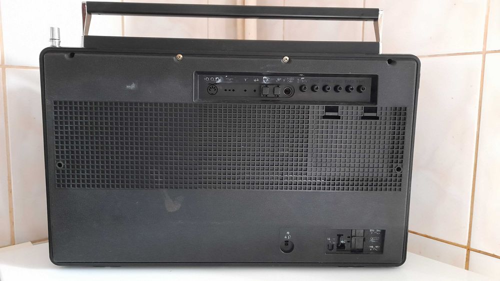 Radio Grundig Satellit 3400