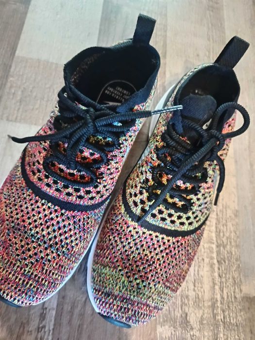 Маратонки   NIKE