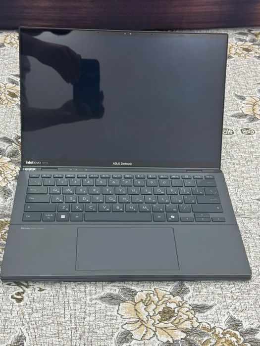 Продам ASUS Zenbook