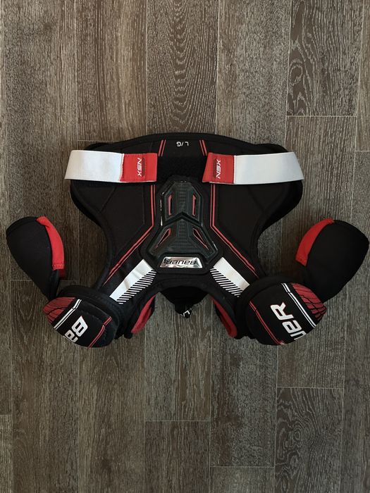 Продам детскую экипировку