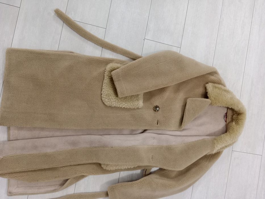 Продам пальто шикарное