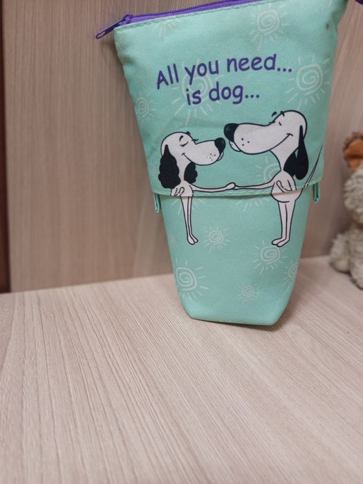 Продам Пенал с собаками
