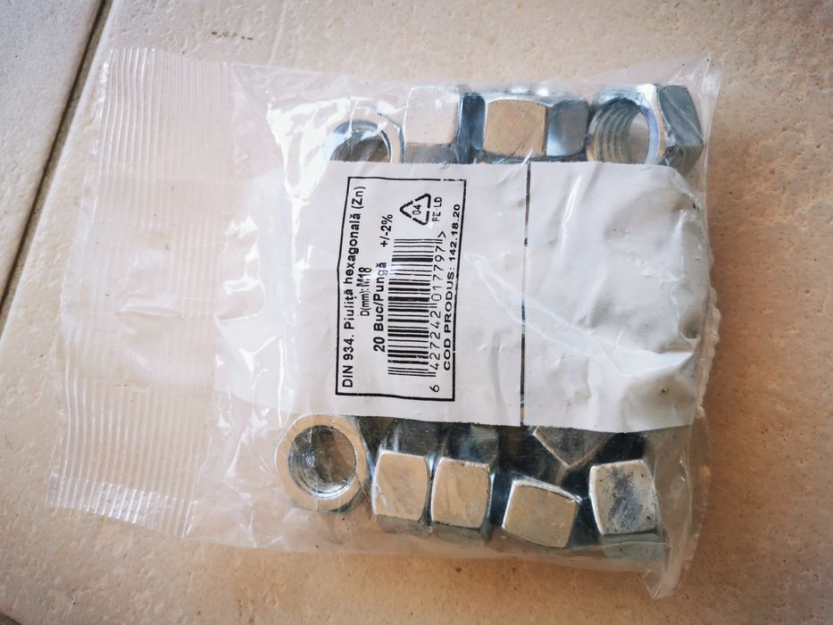 Set piulite hexagonale M18