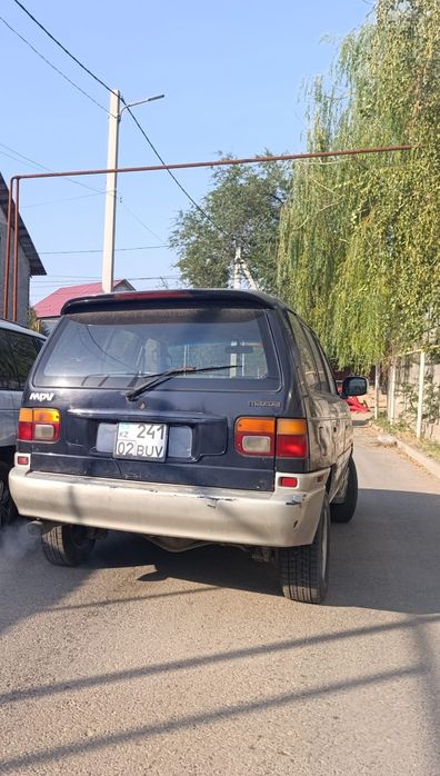 Продам Mazda mpv